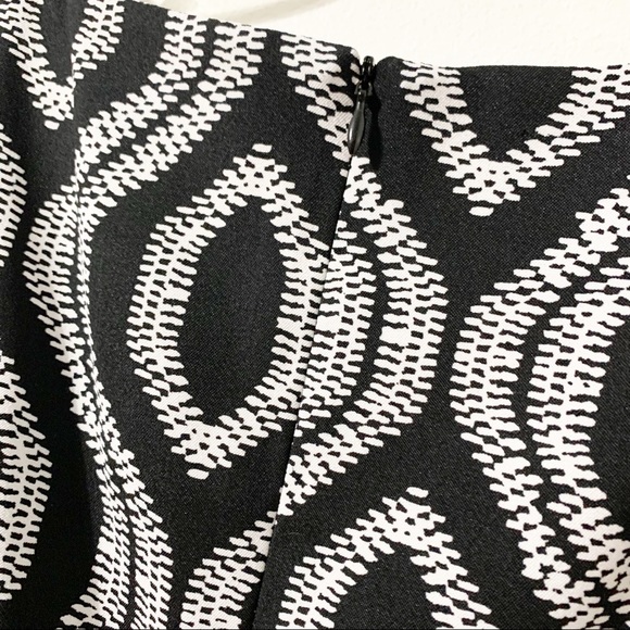 Alyx Petite Geometric Design Sleeveless Sheath Dress Zip Back Rounded Neckline - Picture 6 of 10